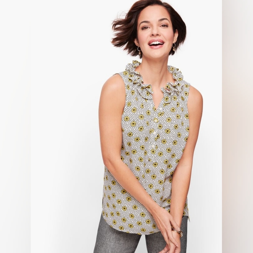 Tolbots Sleeveless Ruffle Neck Popover Daisy Dot Top Size 2X NWT